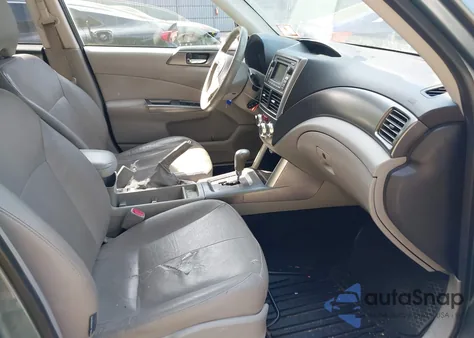 2011 Subaru Forester 2.5X Limited z USA, uszkodzony, nr VIN JF2SHAEC1BH758946